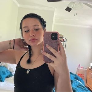 Meet your Posher, Layla